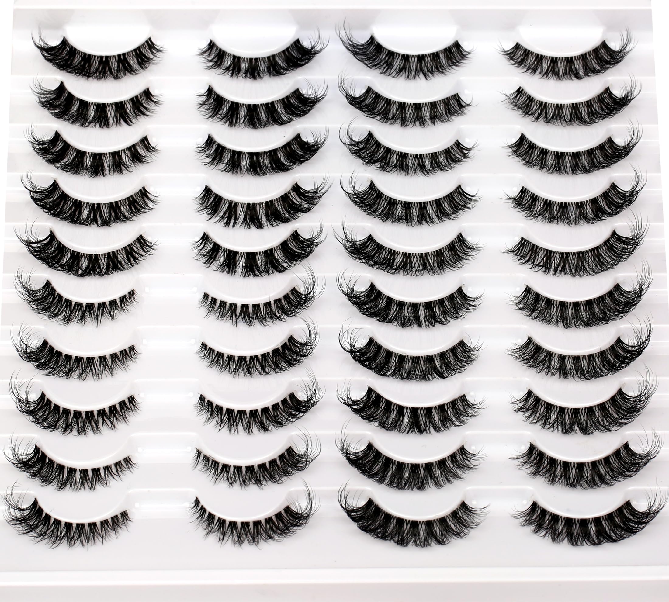 Pooplunch transparent-band lashes blend seamlessly for all-day wear.
