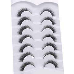 Pooplunch wispy flutter lashes provide natural-looking volume and delicate texture