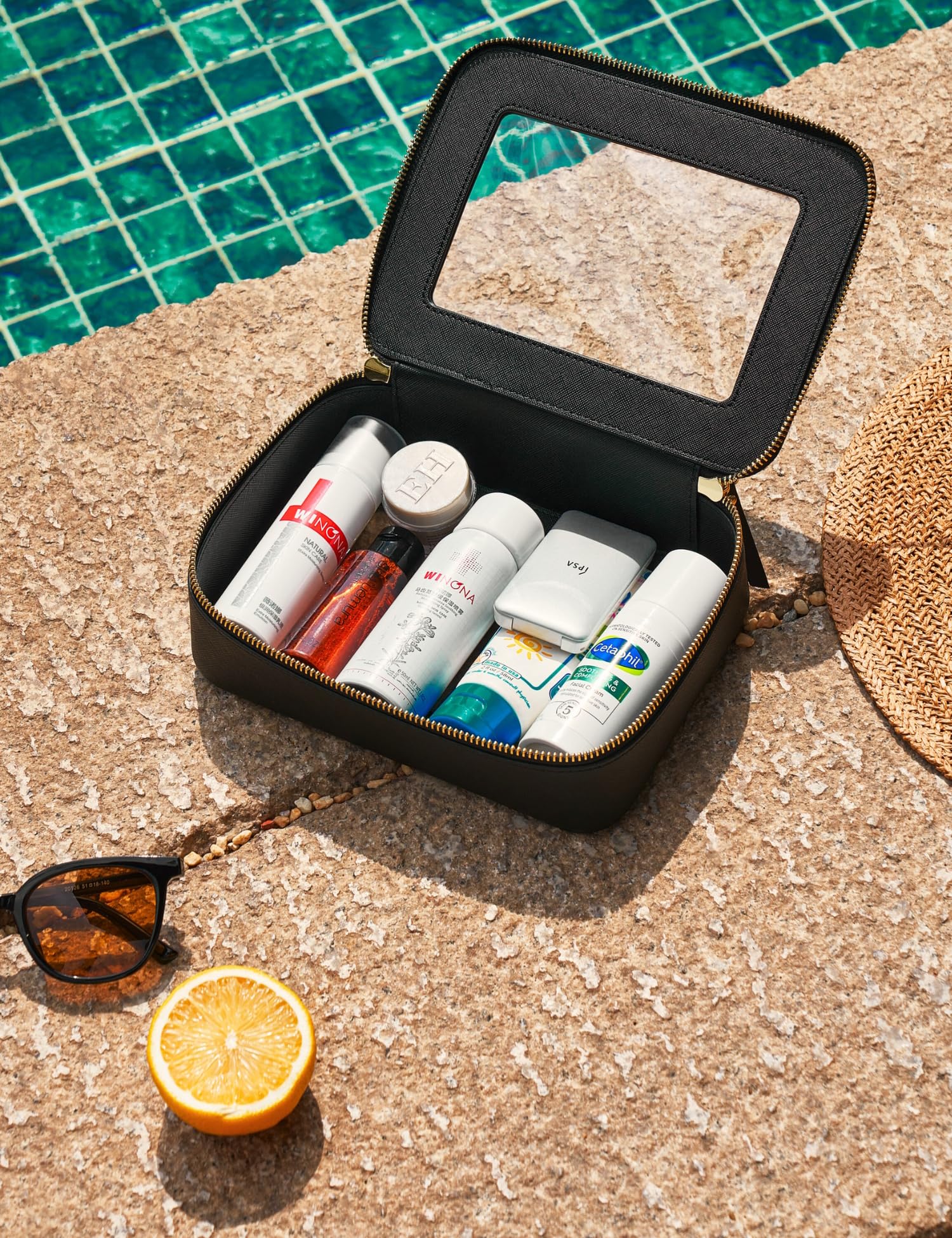 Popvibe waterproof wipe-clean bag emphasizes easy maintenance on trips