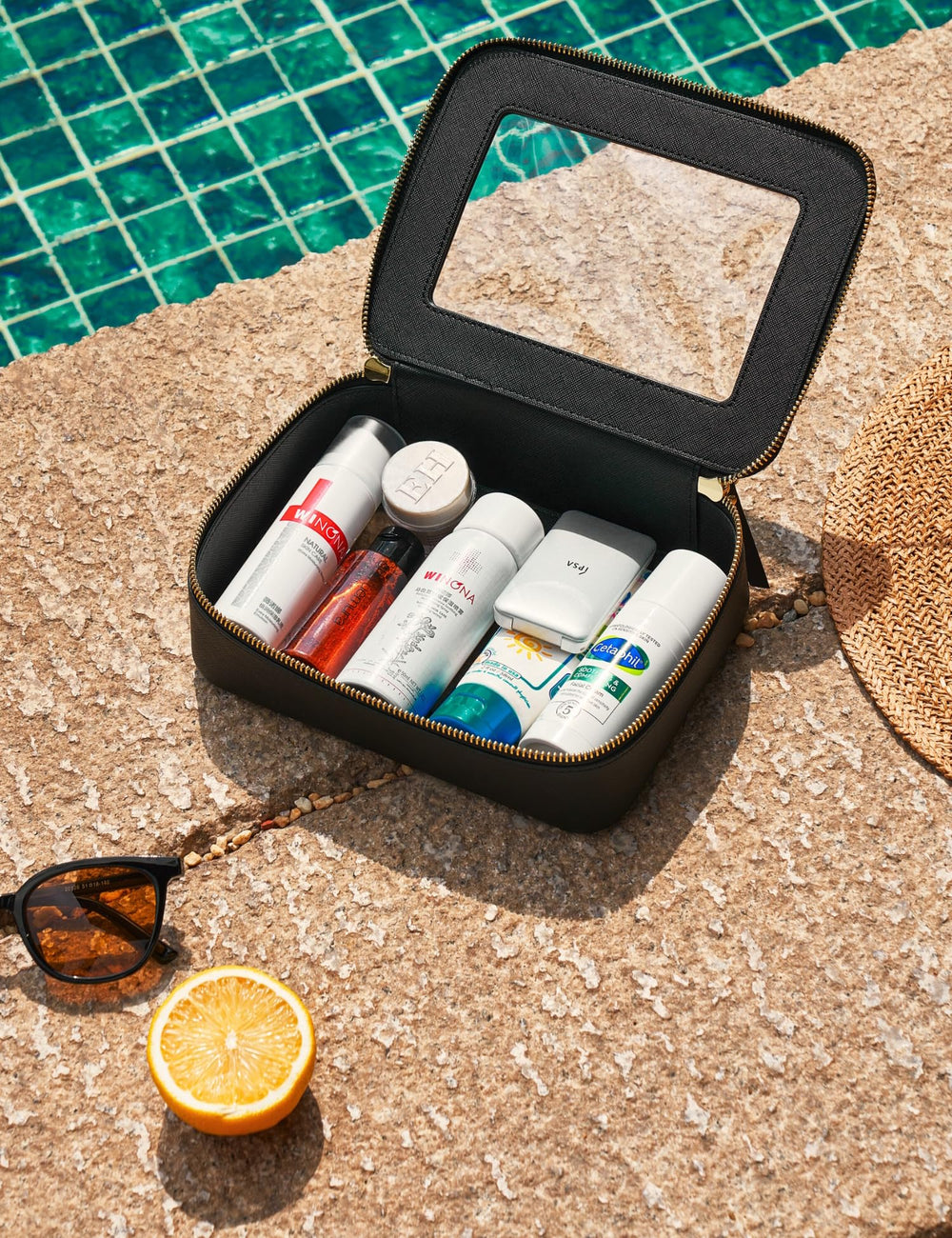 Popvibe waterproof wipe-clean bag emphasizes easy maintenance on trips