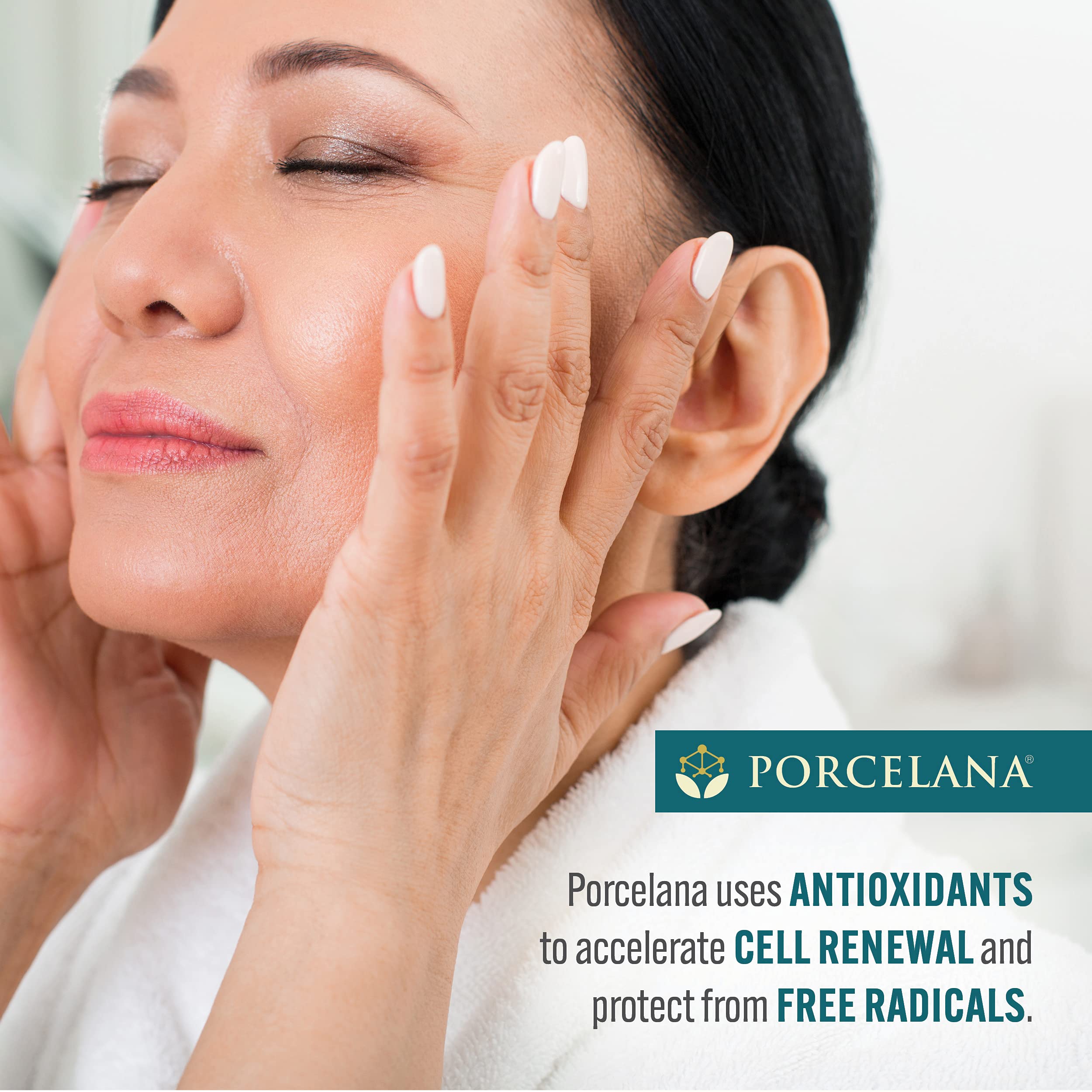 Porcelana daytime cream under makeup for a smooth finish