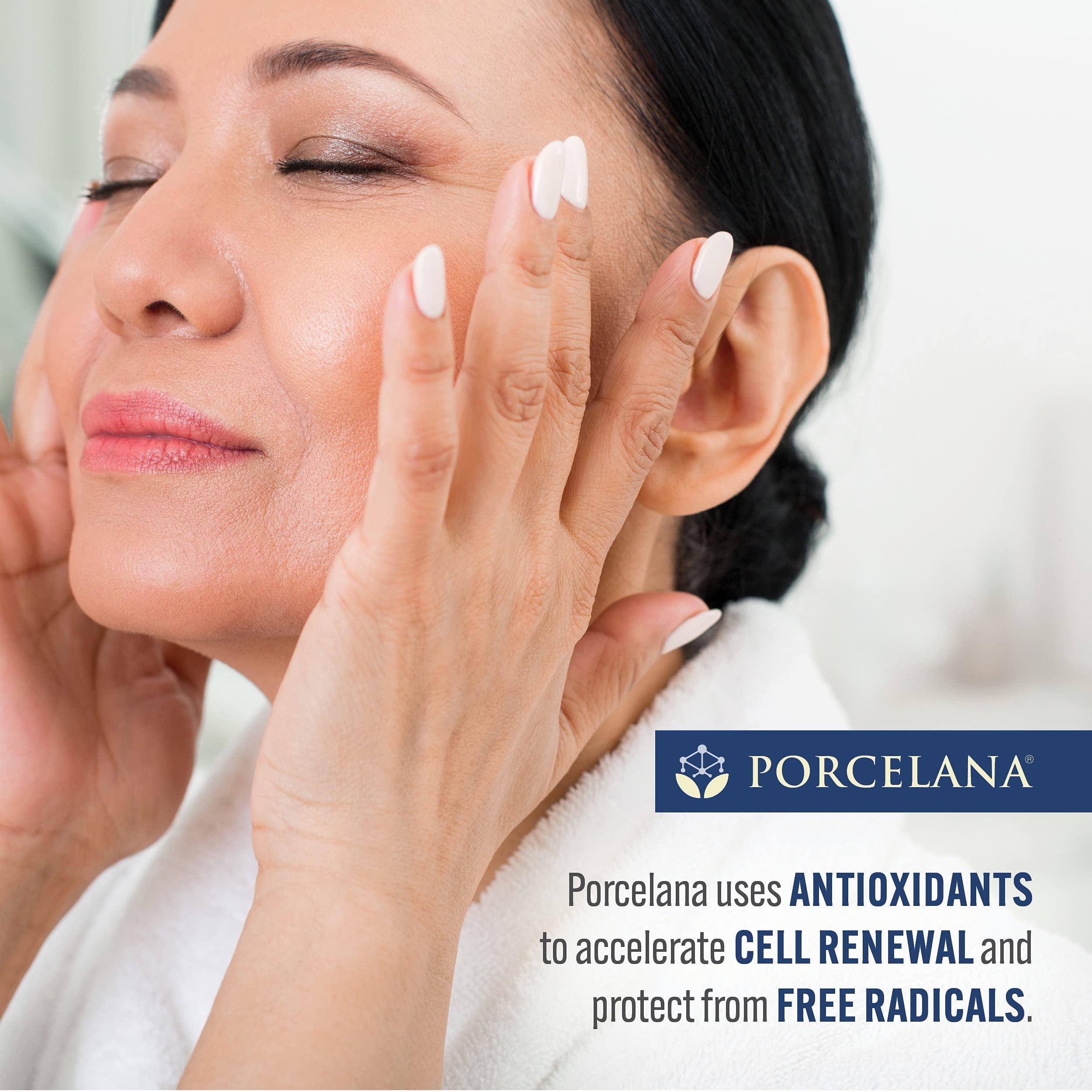 Porcelana Nighttime Cream visible under makeup for a smooth base