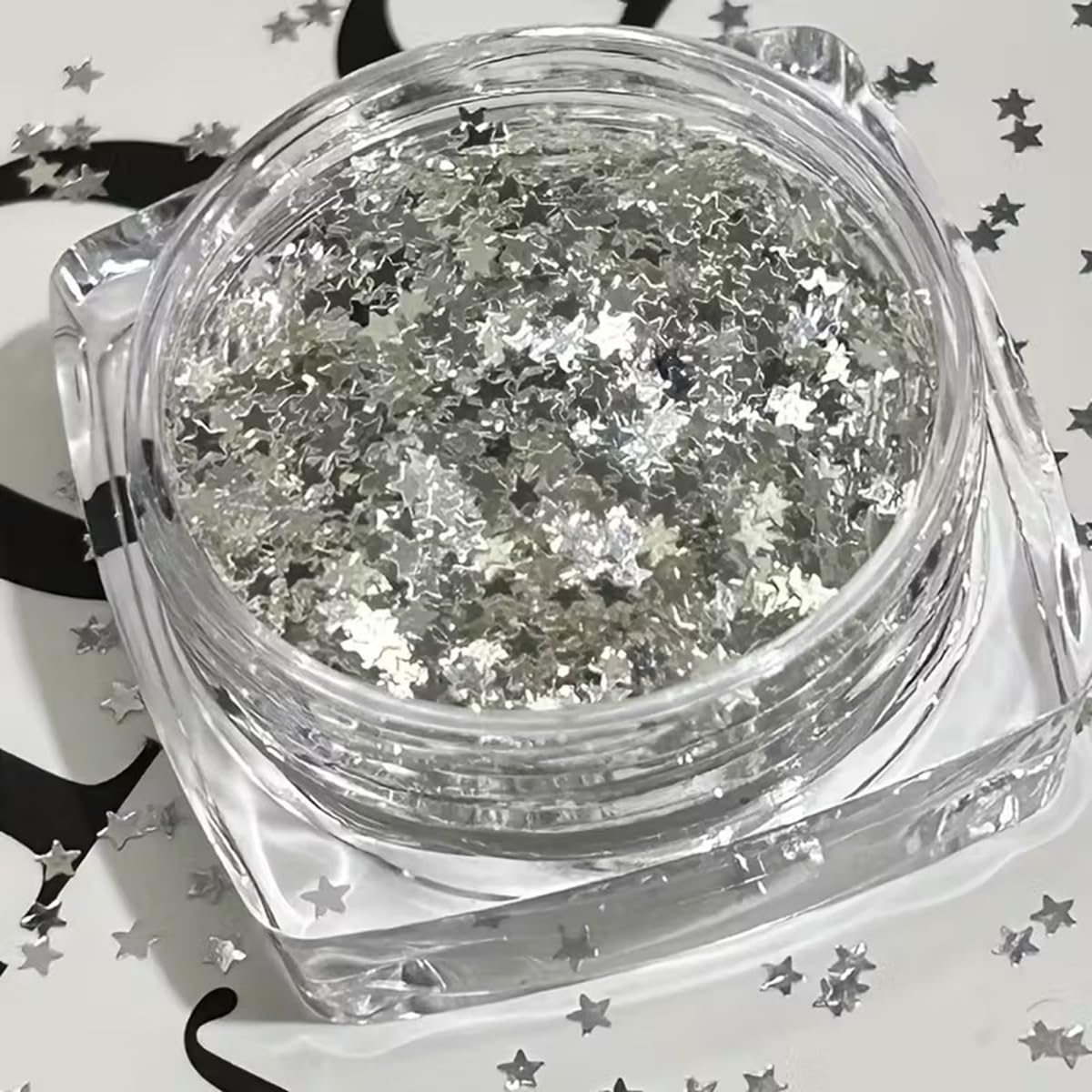 PowPop easy-to-use sequins apply on wet or dry polish for quick sparkle.