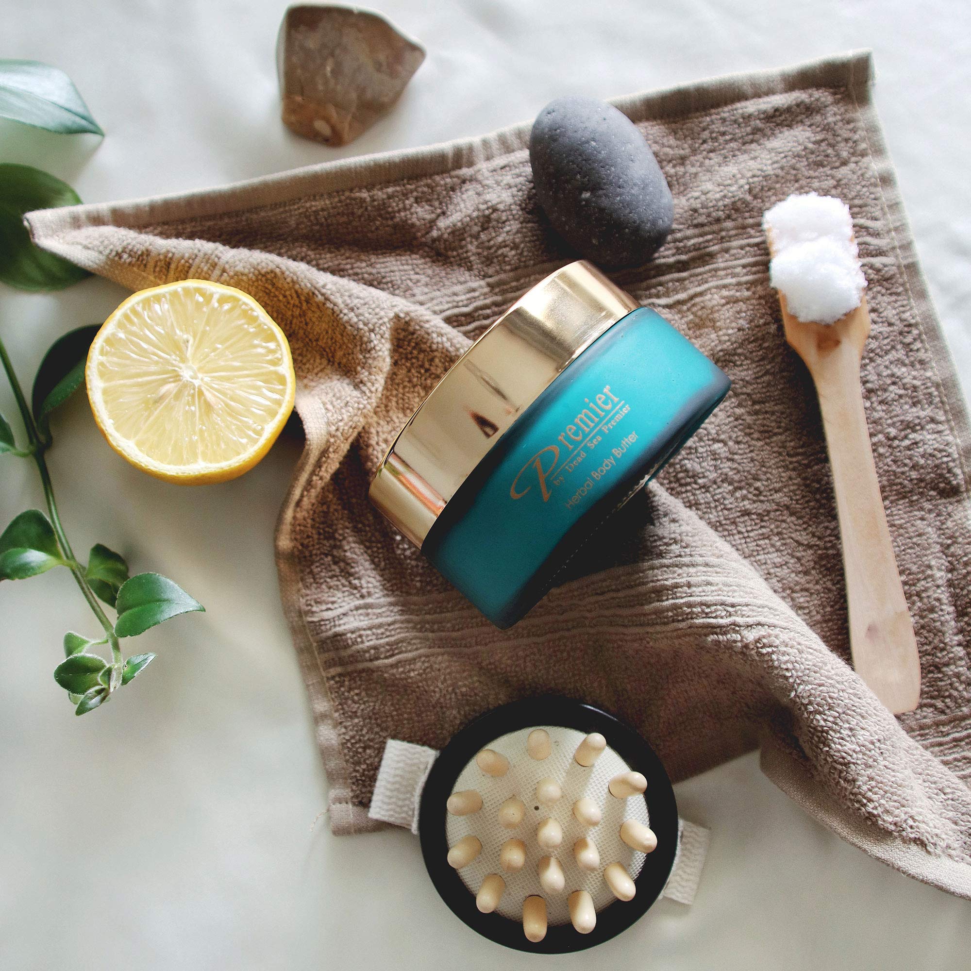 Premier Dead Sea herbal scent offers light, daily-use fragrance without overpowering.