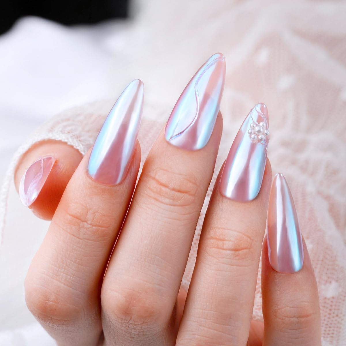PrettyDiva salon-grade pigment offers high-gloss icy blue sheen from any angle.