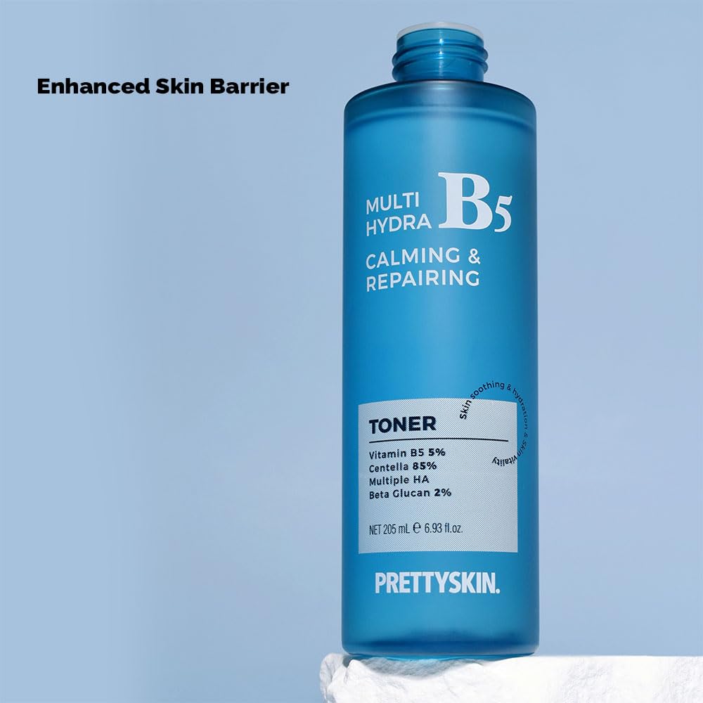 PRETTYSKIN Hydra B5 Toner applying demonstrates a gentle, non-sticky finish for daily use.