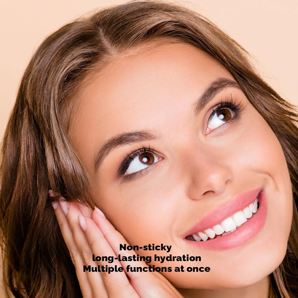 PRETTYSKIN toner texture closeup reveals light, non sticky moisture.