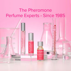 Pure Instinct BLOSSOM spray bottle, quick diffusion for everyday wear.