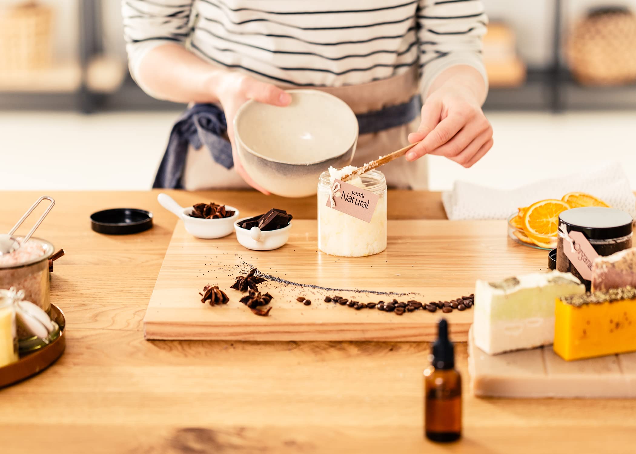 Origin coconut-oil source image emphasizes natural derivation of the surfactant