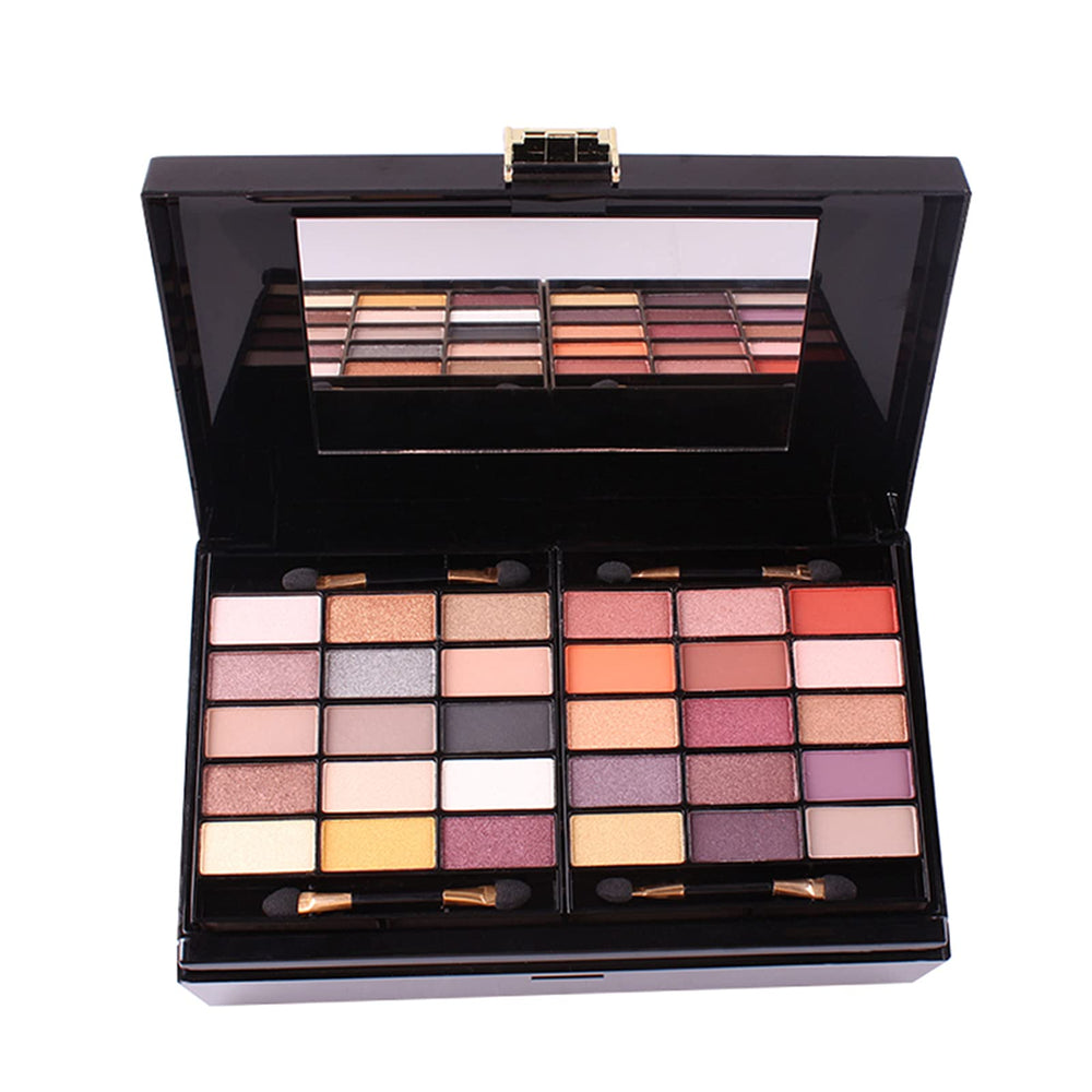 Pure Vie eyeliner and liquid liner for sharp definition