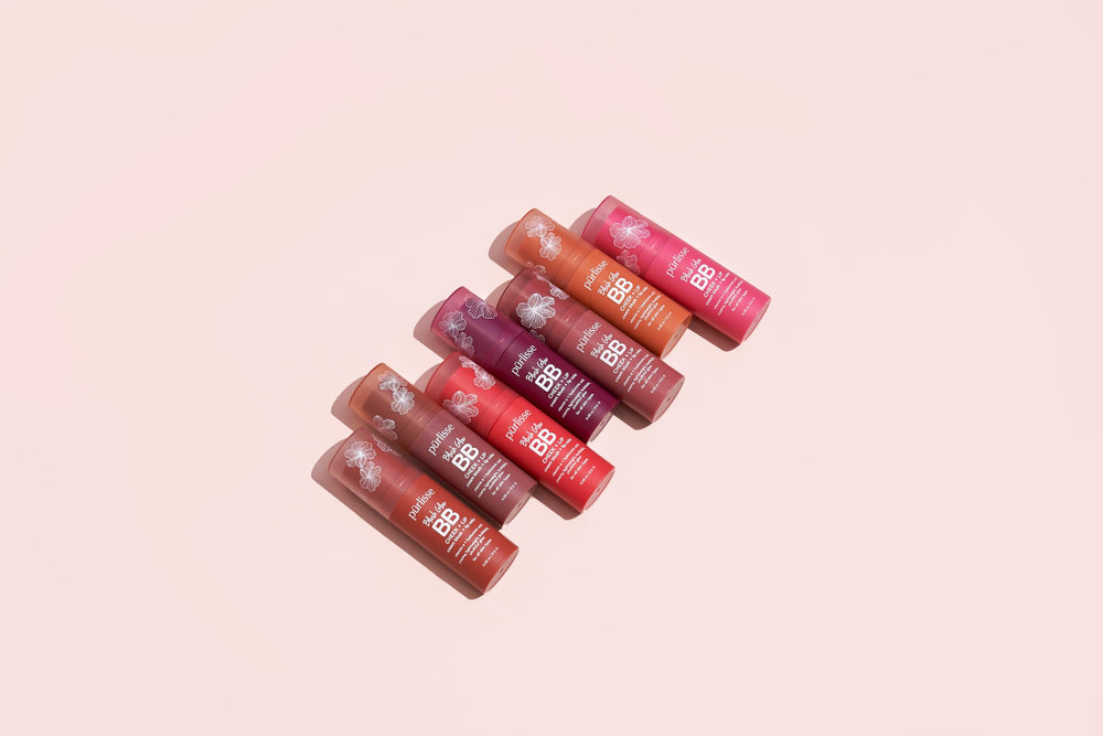 Purlisse Blush Glow packaging design highlights travel-friendly compact.
