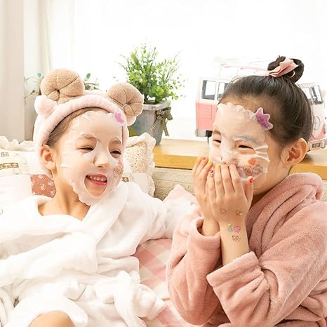Puttisu fruit essence droplets visible on sheet, refreshing scent for kids