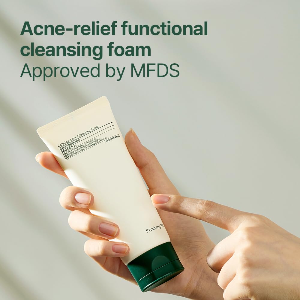 Pyunkang Yul PKY Calming Cleansing Foam Witch Hazel ingredient shot, softening cleansing experience.