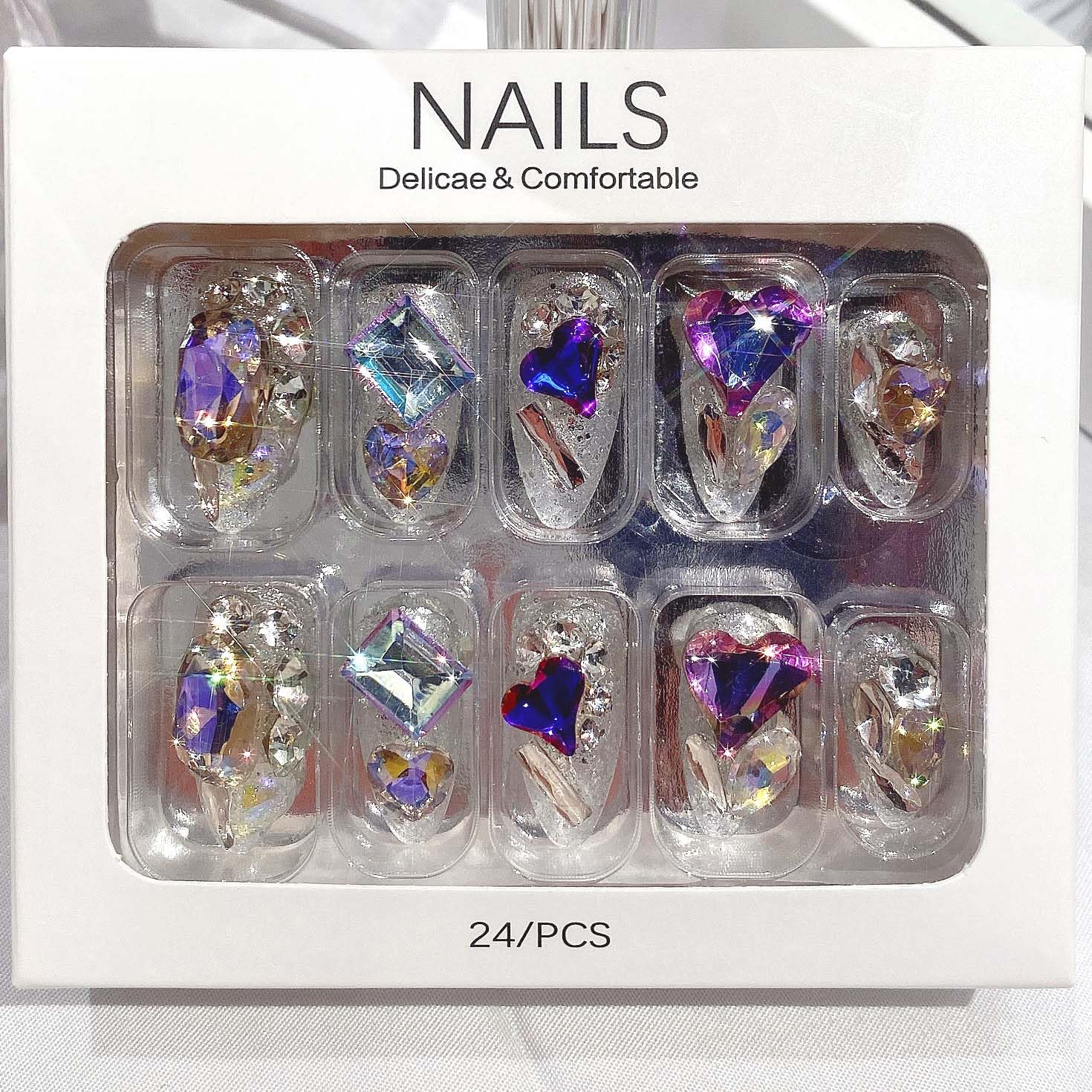 QQPPOLIU almond nails fit most shapes for a versatile, confident manicure.