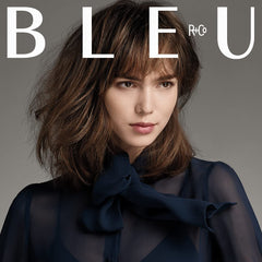 R+Co LifeStyler spray-dispense demonstrates even mist for light hold.
