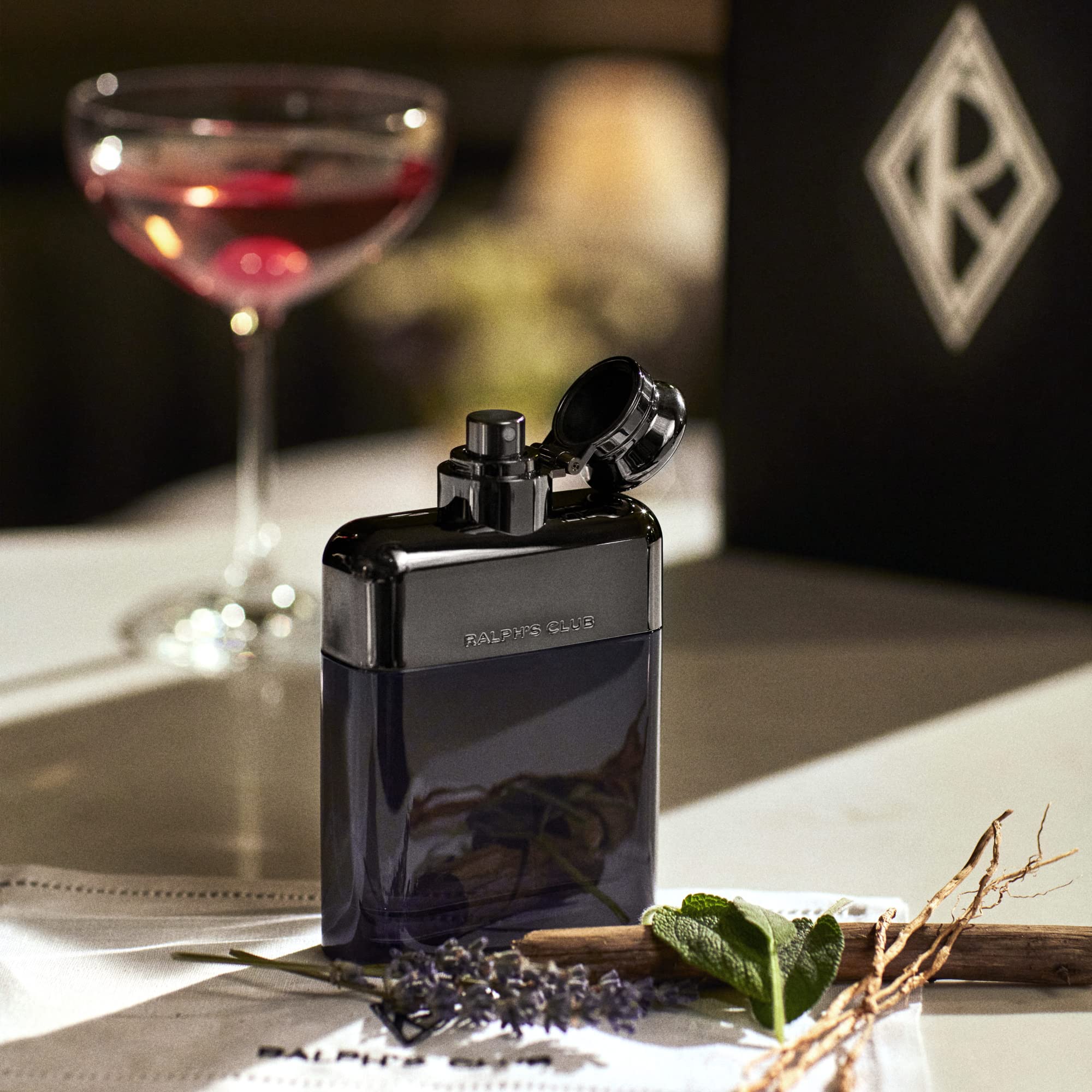 Ralph Lauren Ralph's Club packaging conveys gift-ready luxury and timeless appeal.