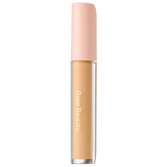 Rare Beauty Crème éclairante contour des yeux, emballage portable pour soin quotidien.