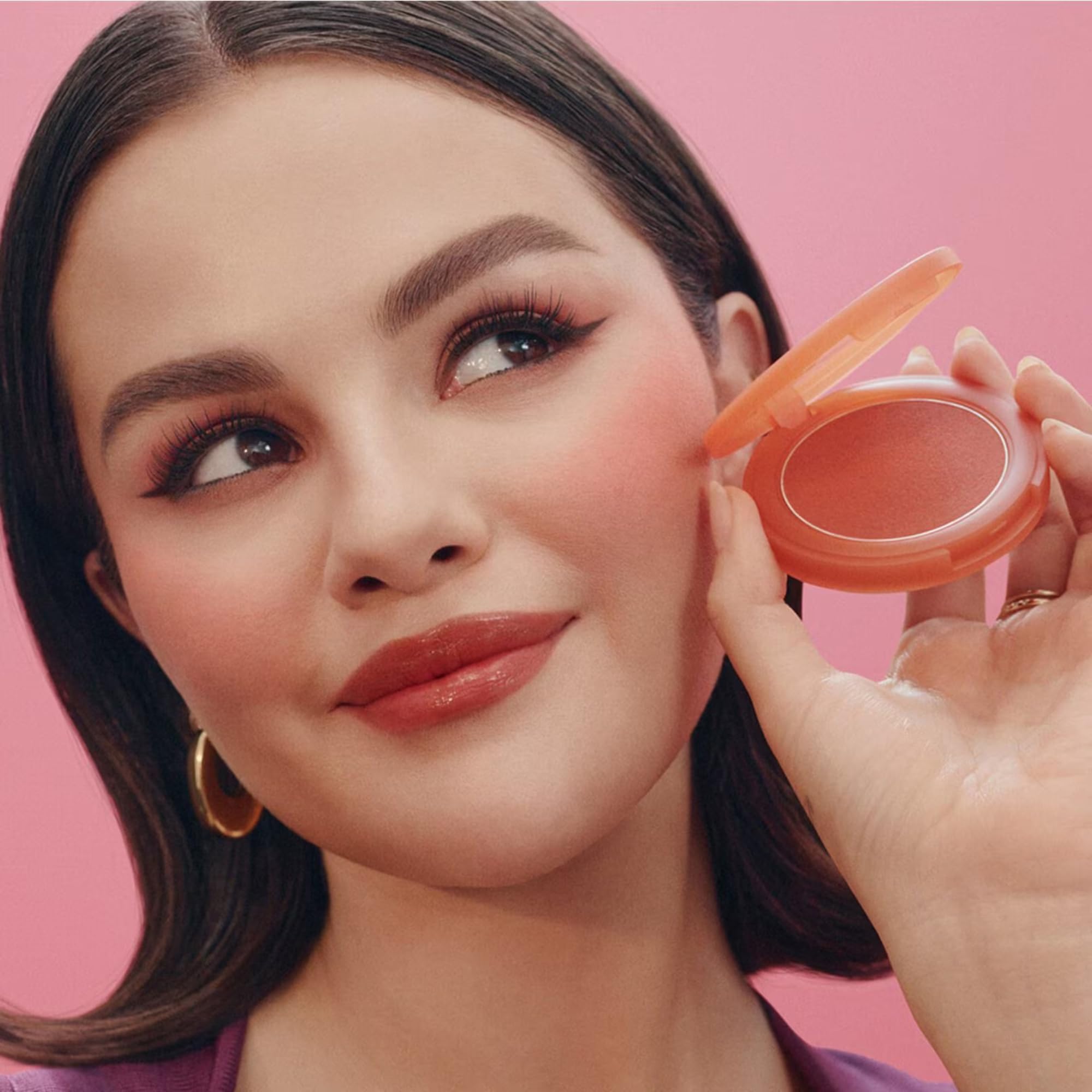 Rare Beauty Soft Pinch Liquid Blush Worth mini swatch adds a subtle glow.