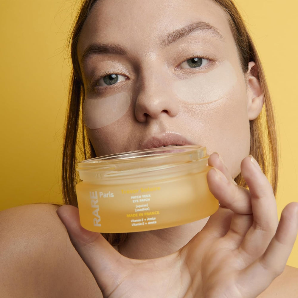 Vitamin E and Arnica ingredients in Trésor Solaire eye patches.