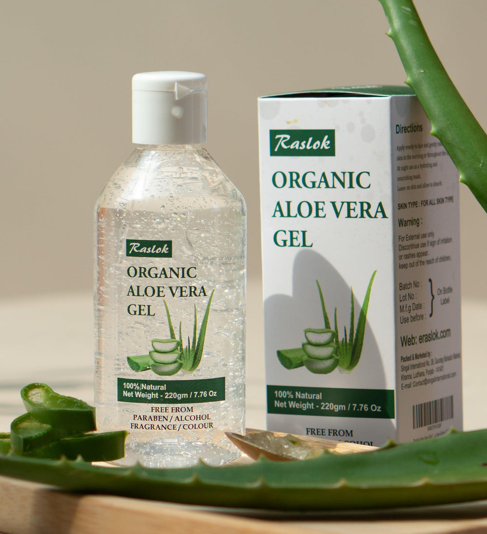 Raslok Aloe Vera Gel texture close-up highlighting a lightweight, non-sticky feel.