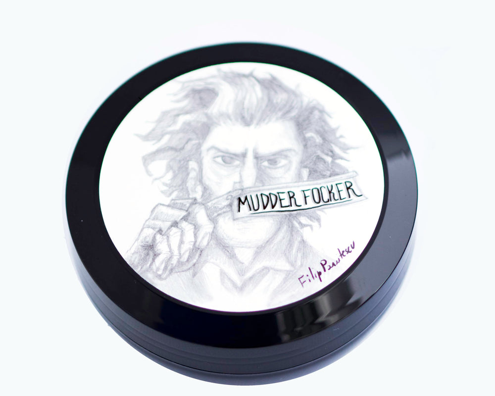 RazoRock Mudder Focker scent pyramid emphasizes bergamot and sandalwood notes.