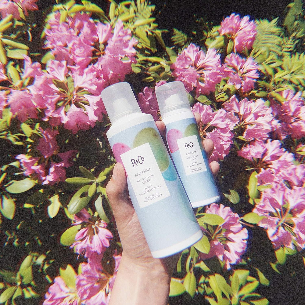 R+Co Balloon mist dispersion highlights lightweight hold.