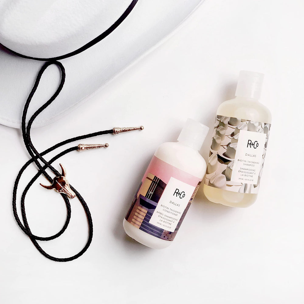 Salon-ready application on hair demonstrates even distribution for fine strands