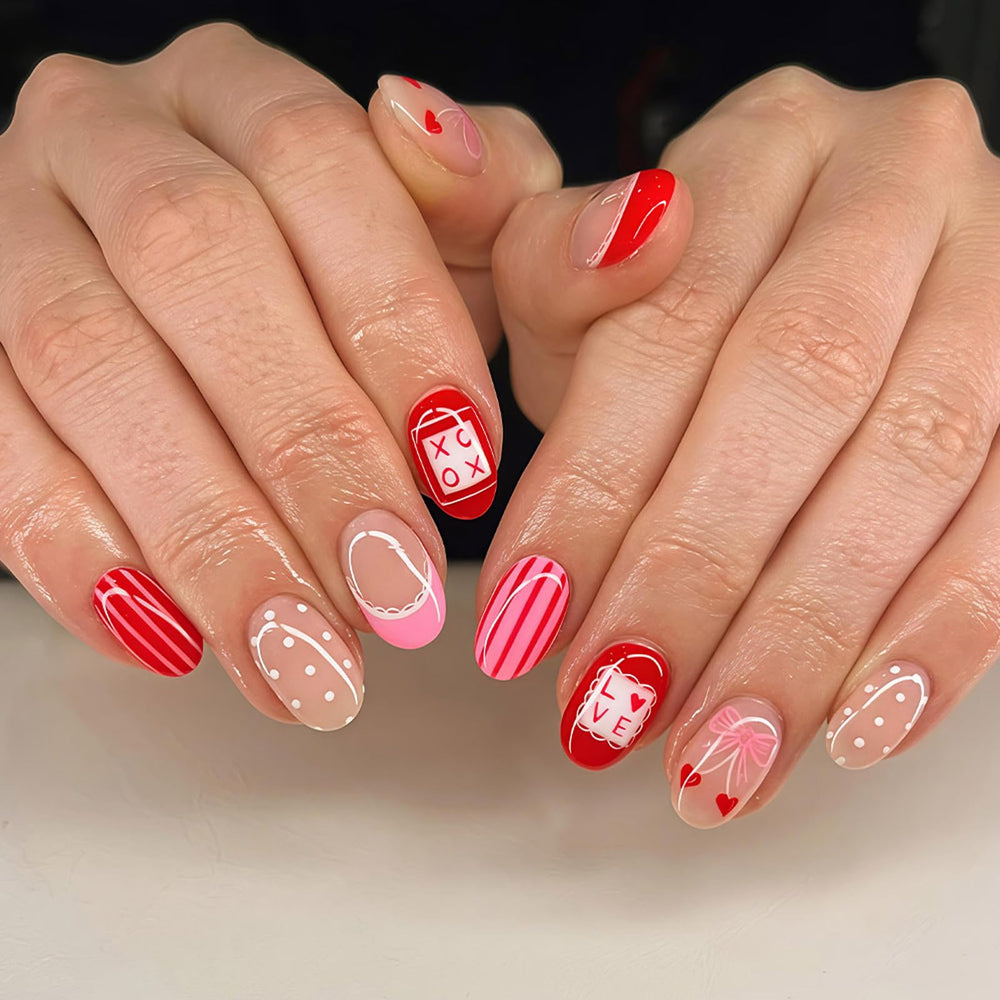 Rdntbeu Valentines nails packaging showing a 24-piece oval set for easy storage.
