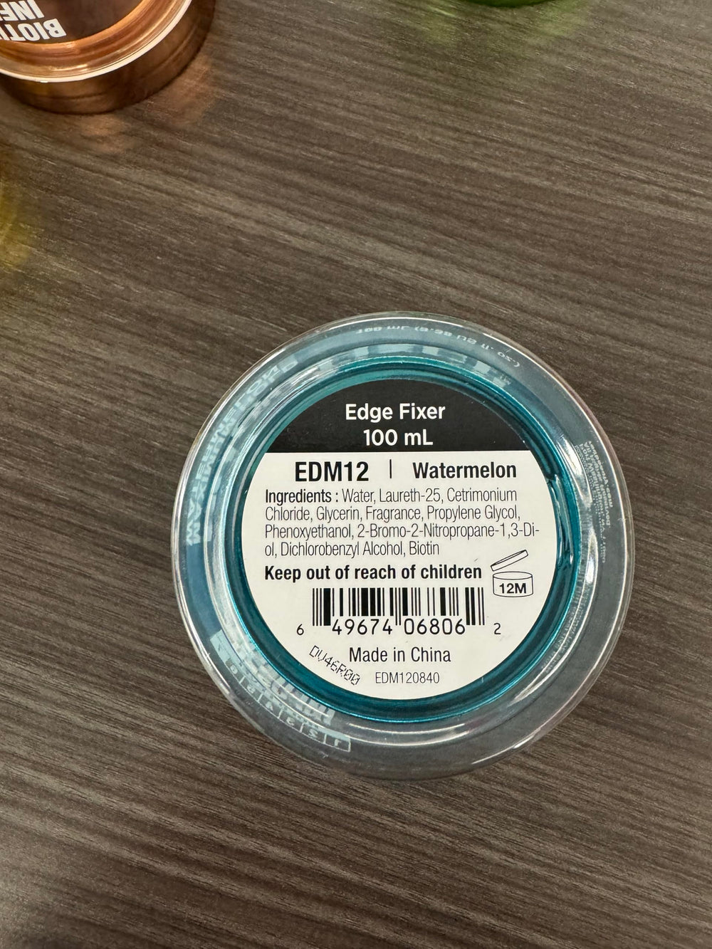 Red by Kiss Edge Fixer multi-size options suit home and salon use.