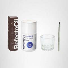 RefectoCil Mixing Brush and Dish enabling precise application and tidy mixing.