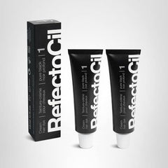 Refectocil No.1 Pure Black dye application shows rich, even tone