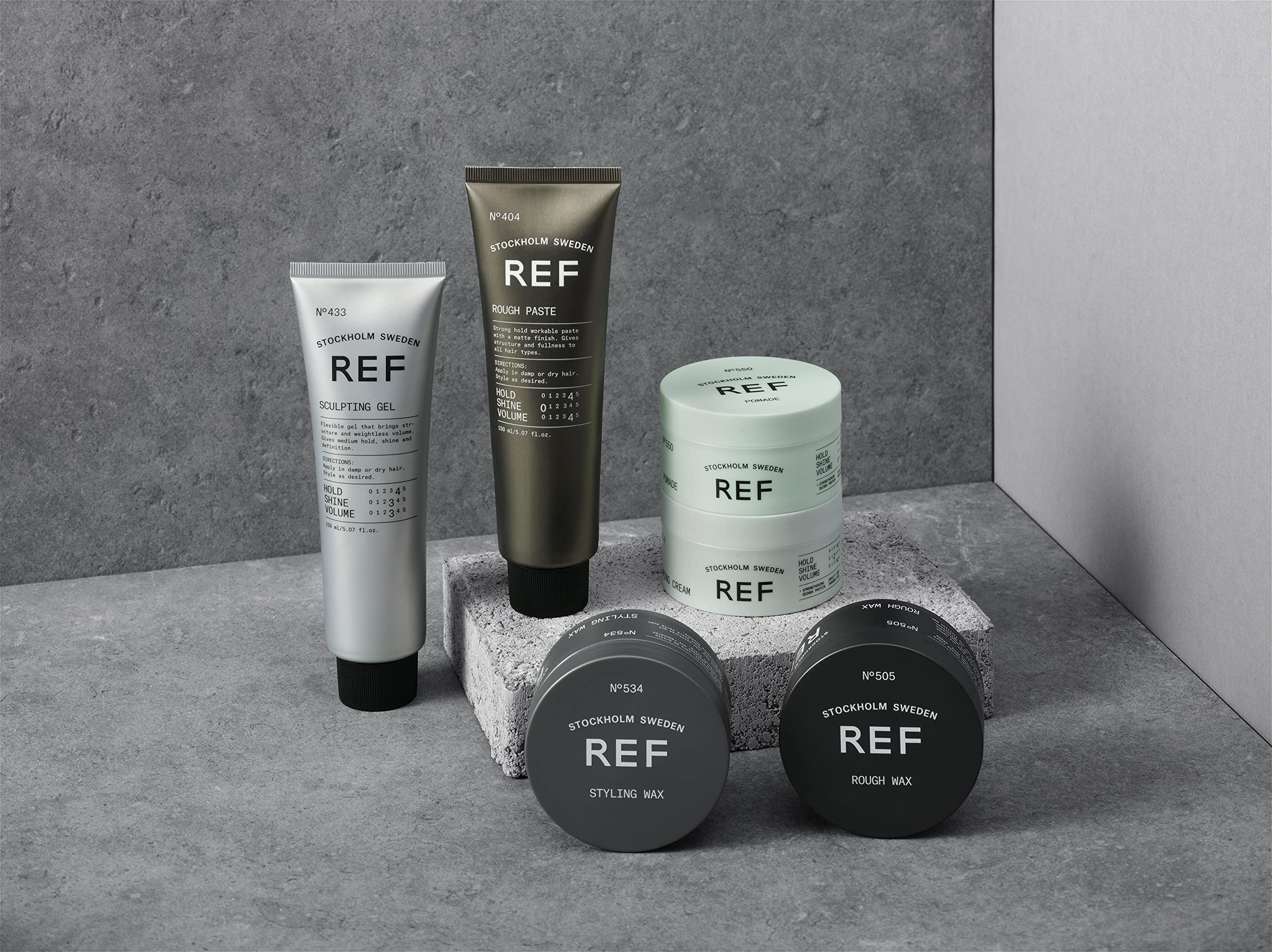 Reference of Sweden packaging conveys premium salon-grade quality.