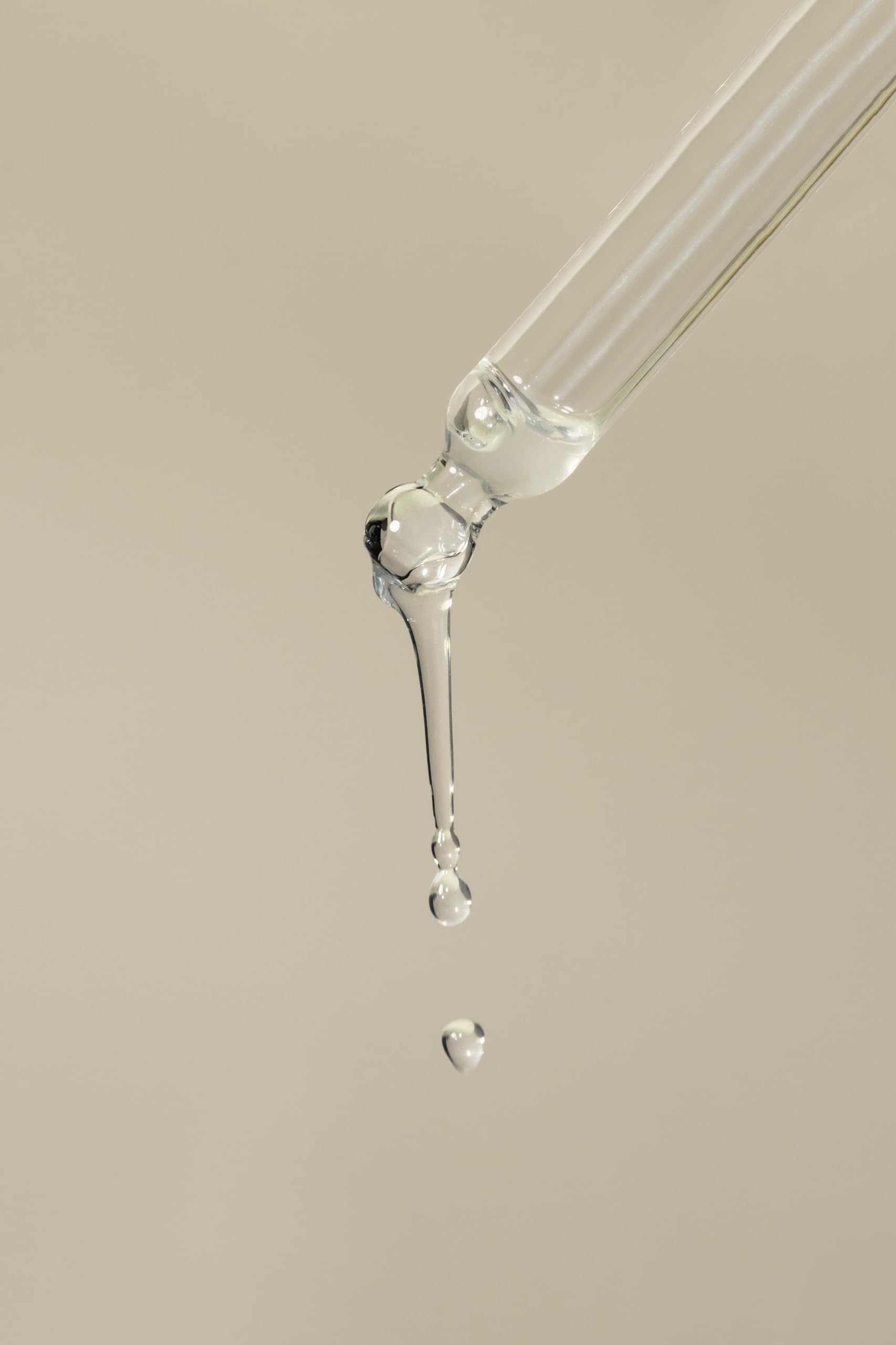 REVERIE Cake Restorative Scalp Tonic cruelty-free packaging highlights sustainable materials