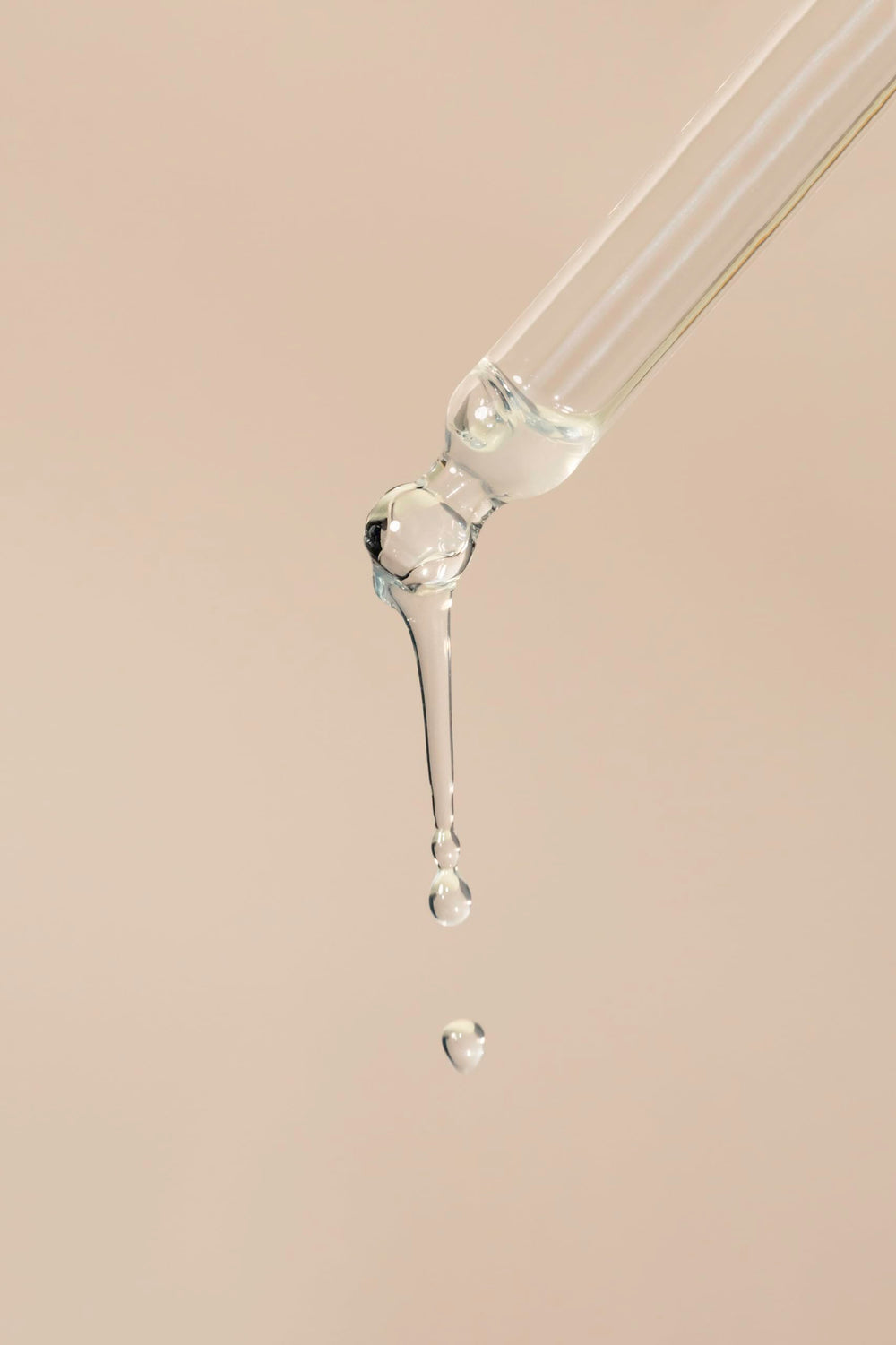 REVERIE Cake Restorative Scalp Tonic cruelty-free packaging highlights sustainable materials