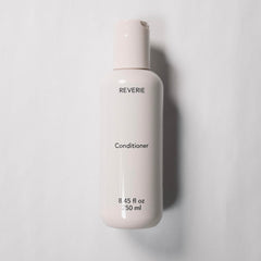 REVERIE conditioner with murumuru butter for rich hydration
