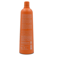 Close-up of Richée Argan Ojon oil texture showing lightweight formula.