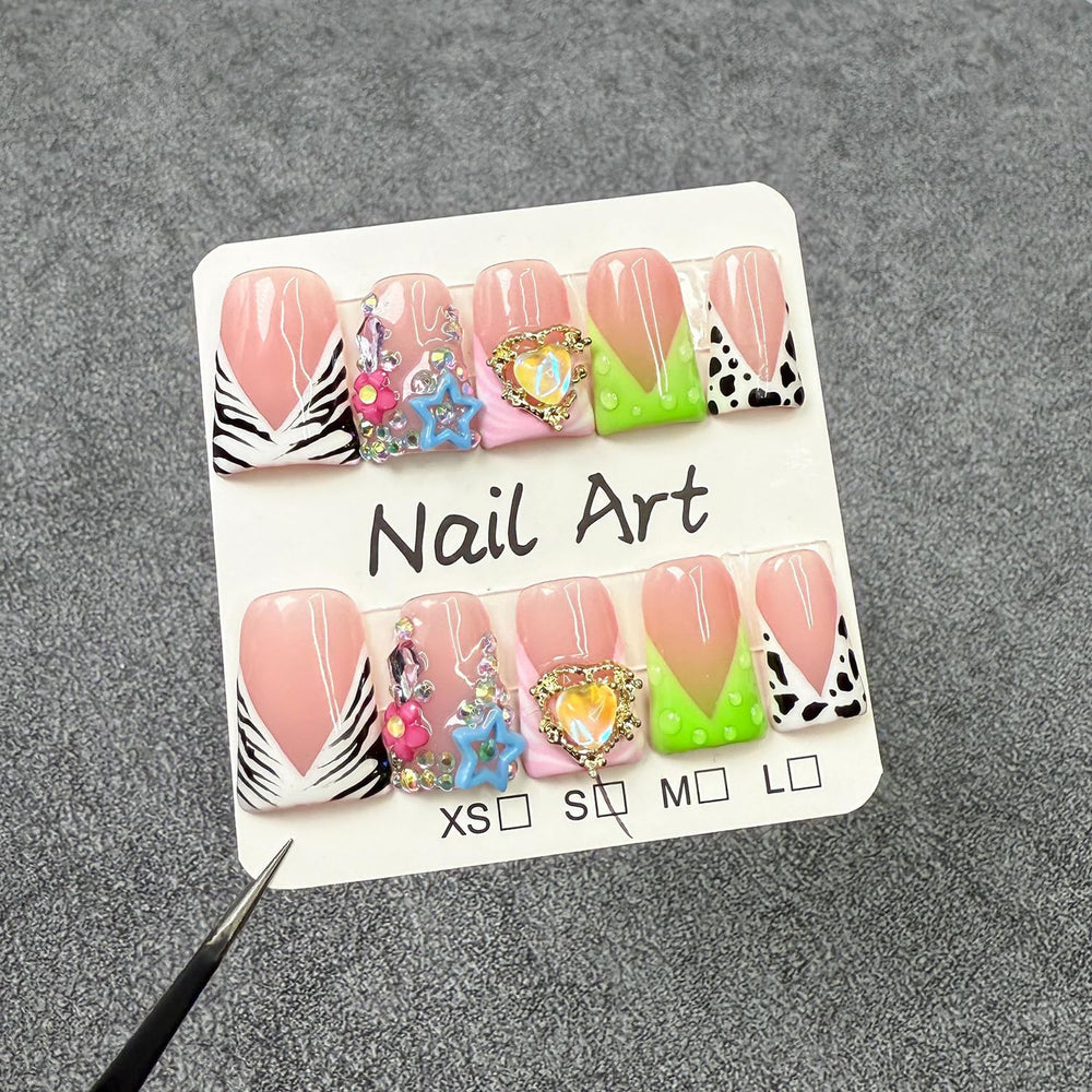 RIICFDD French tip nails with 3D heart rhinestones for date nights