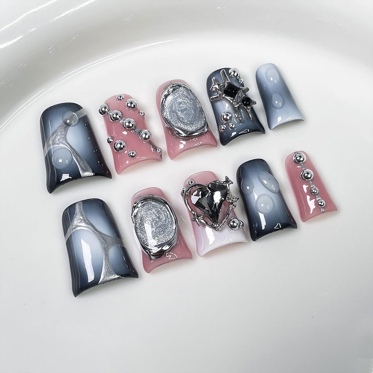 RIICFDD duck press-on nails in blue-white gradient with rhinestone heart embellishment