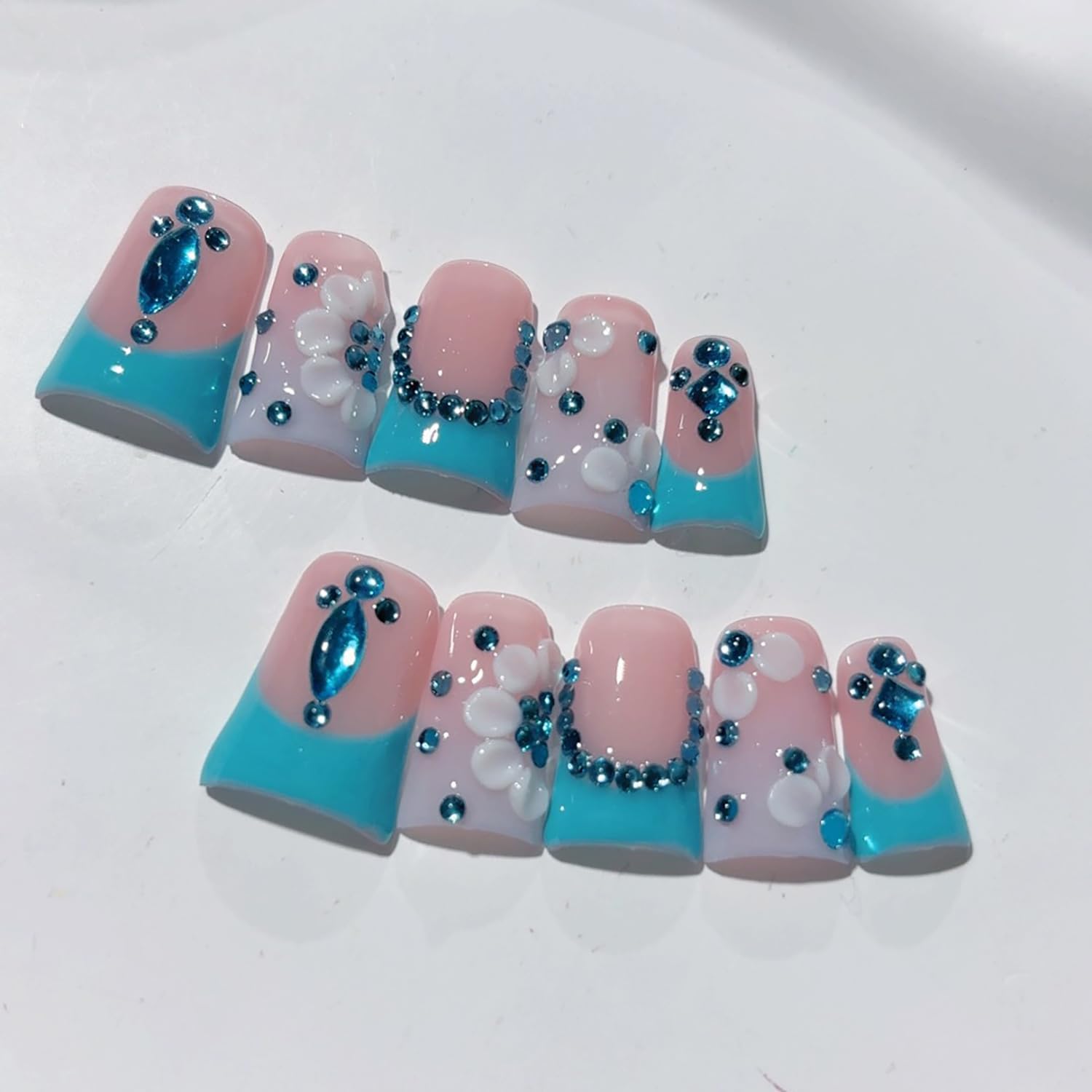 RIICFDD full-cover acrylic press-on nails for quick manicures