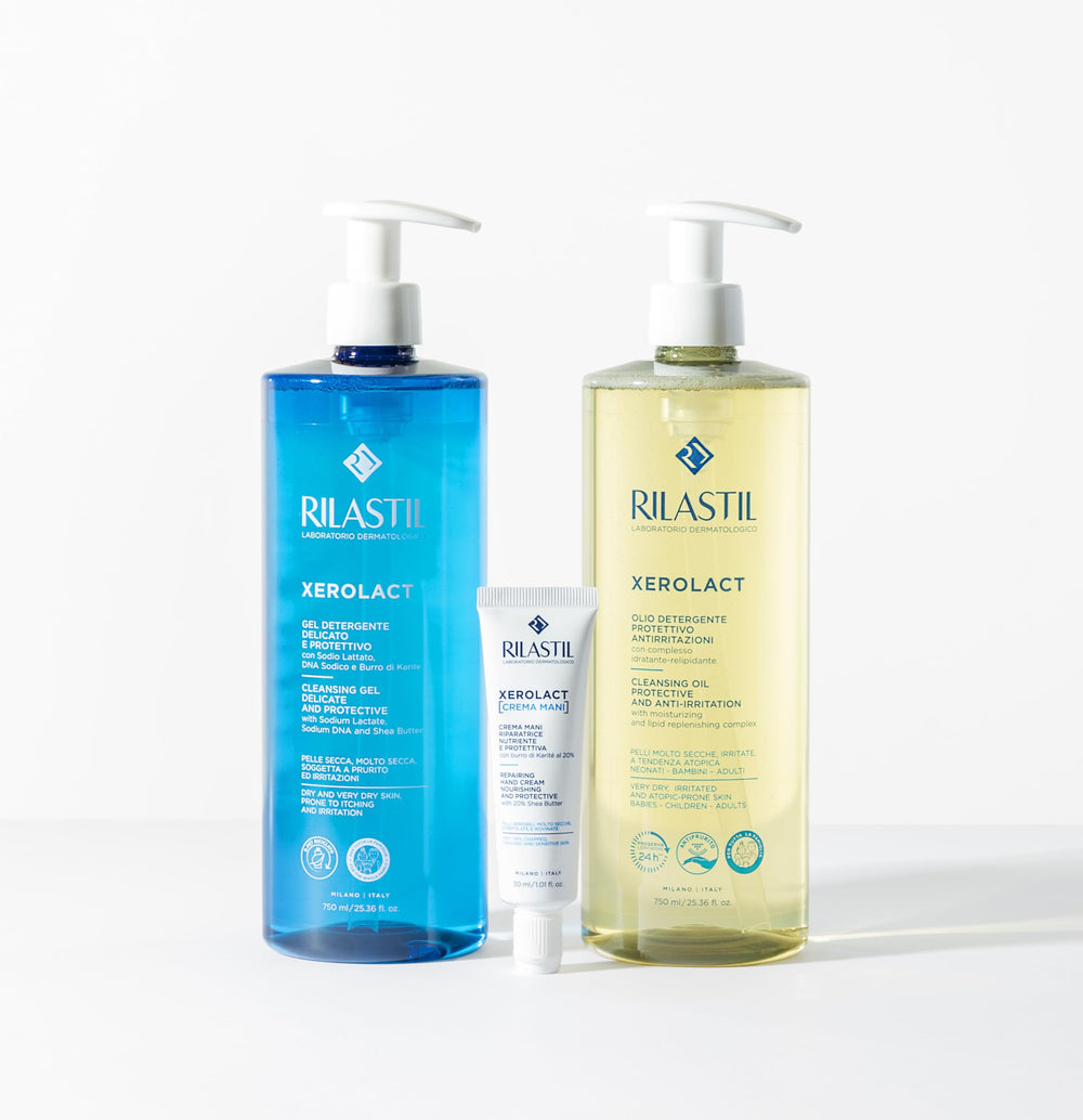 Rilastil Xerolact on skin during bath emphasizes mild cleansing without soap.