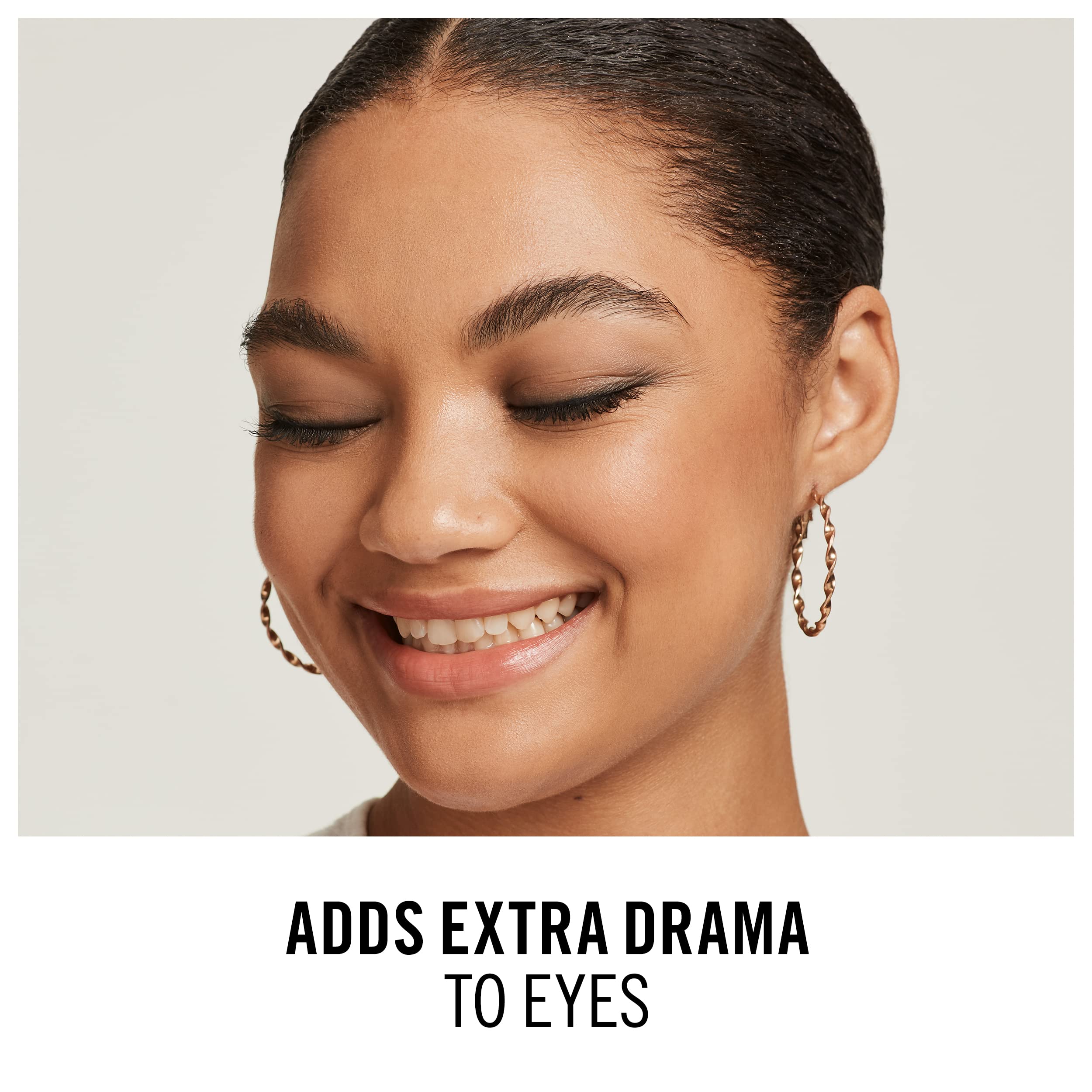 Rimmel Scandal'eyes waterproof liner worn on eye creates bold definition.