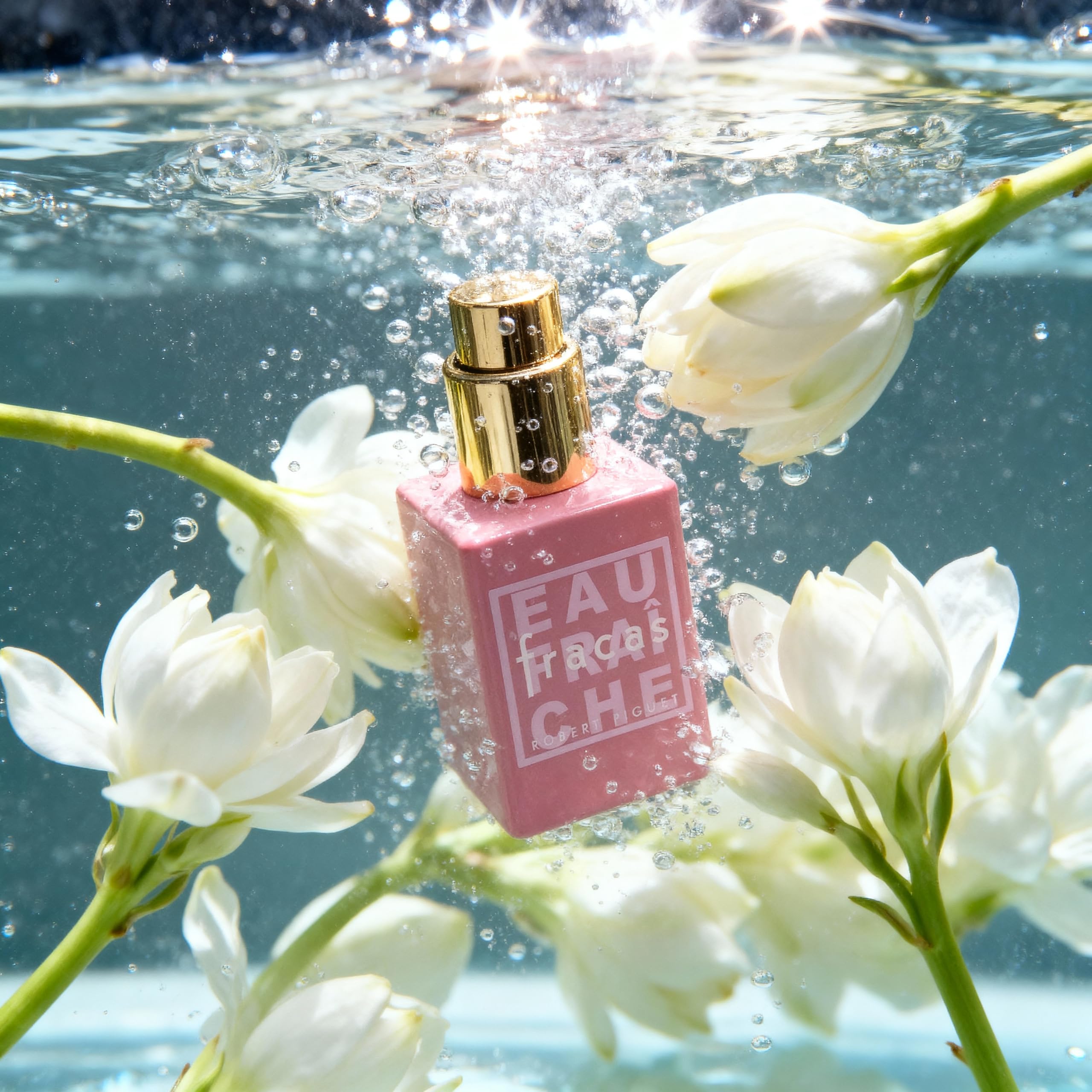 Robert Piguet Fracas Eau Fraîche mid notes jasmine tuberose gardenia offer lush bloom