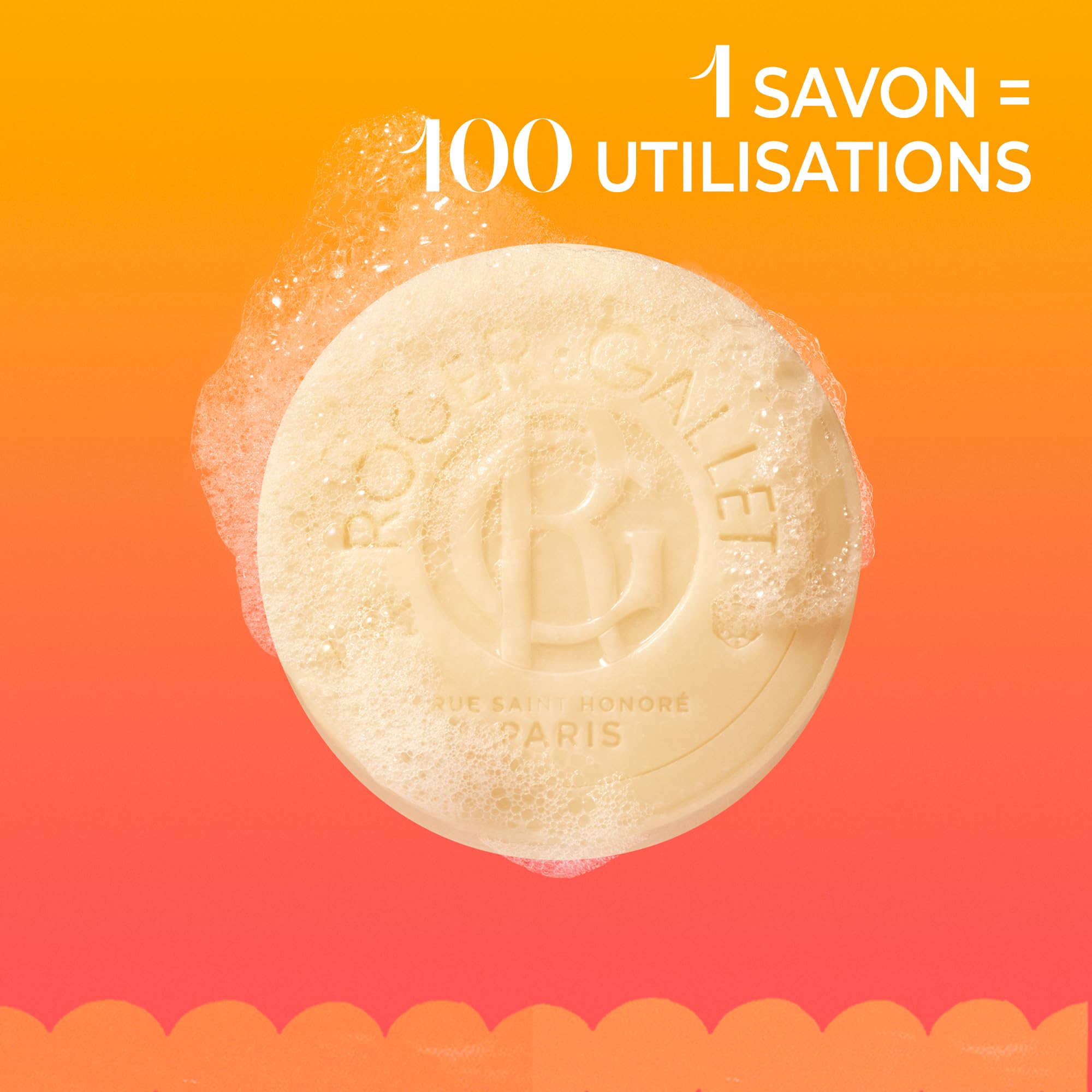Roger & Gallet Œillet Mignardise body wash bottle emphasizes moisturizing formula.