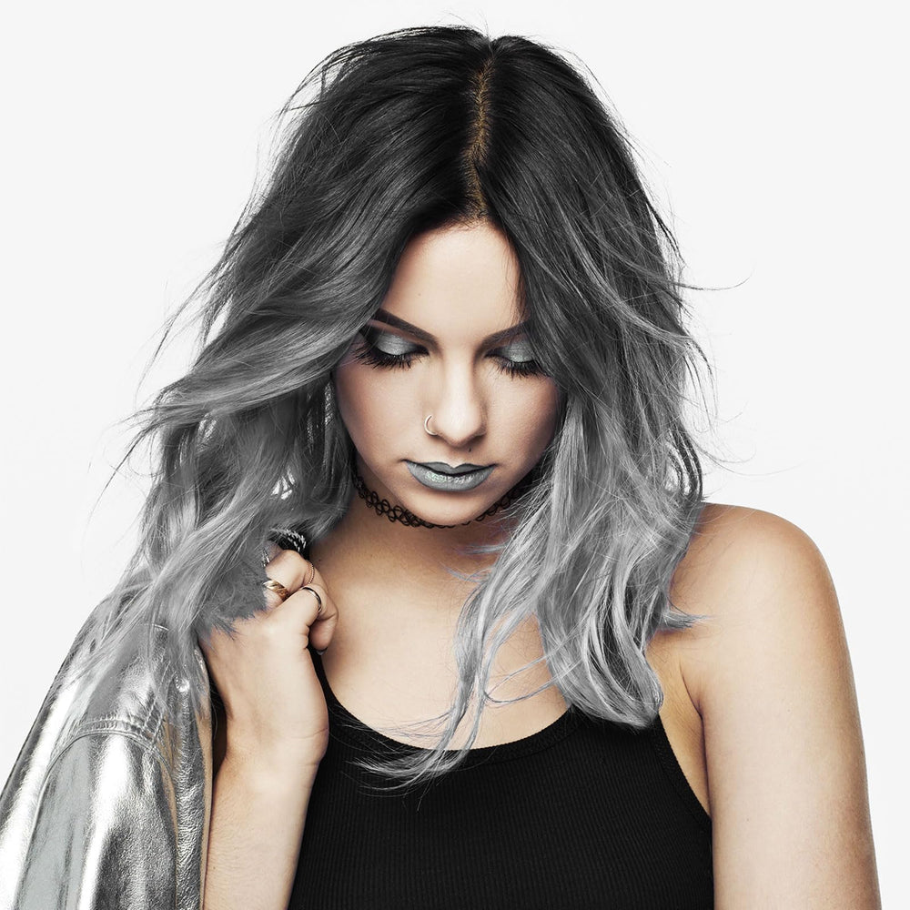 ROHVEMJ Gray Hair Spray Color being used outdoors for easy application.