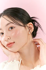 rom&nd Glasting Melting Lip Balm 03 Watery formula texture highlights light, refreshing hydration on lips.