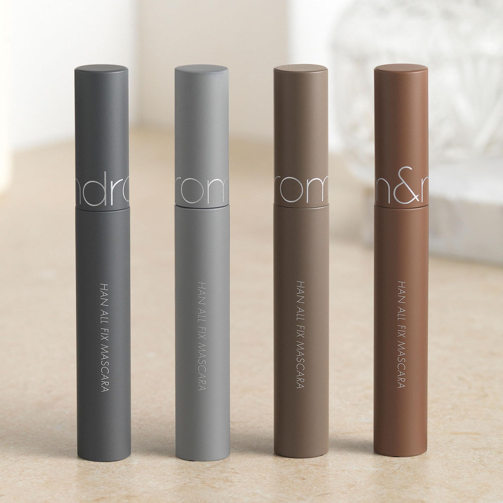 Rom&nd Han All Fix Mascara waterproof formula resists smudging in humidity.