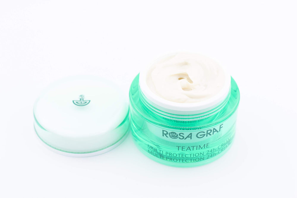 Rosa Graf T-Time cream during daytime use, ideal as a makeup base
