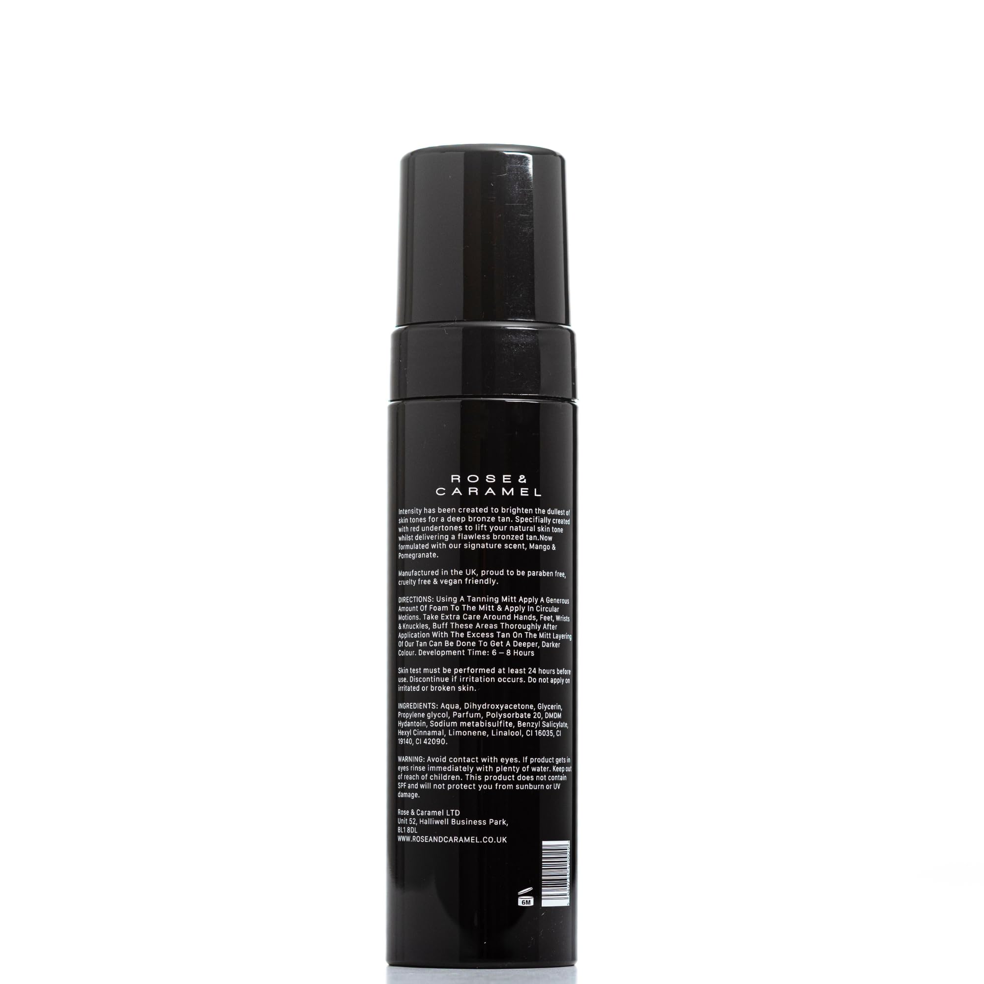 Deluxe Tanning Mitt demonstrates smooth, even coverage for streak-free application.