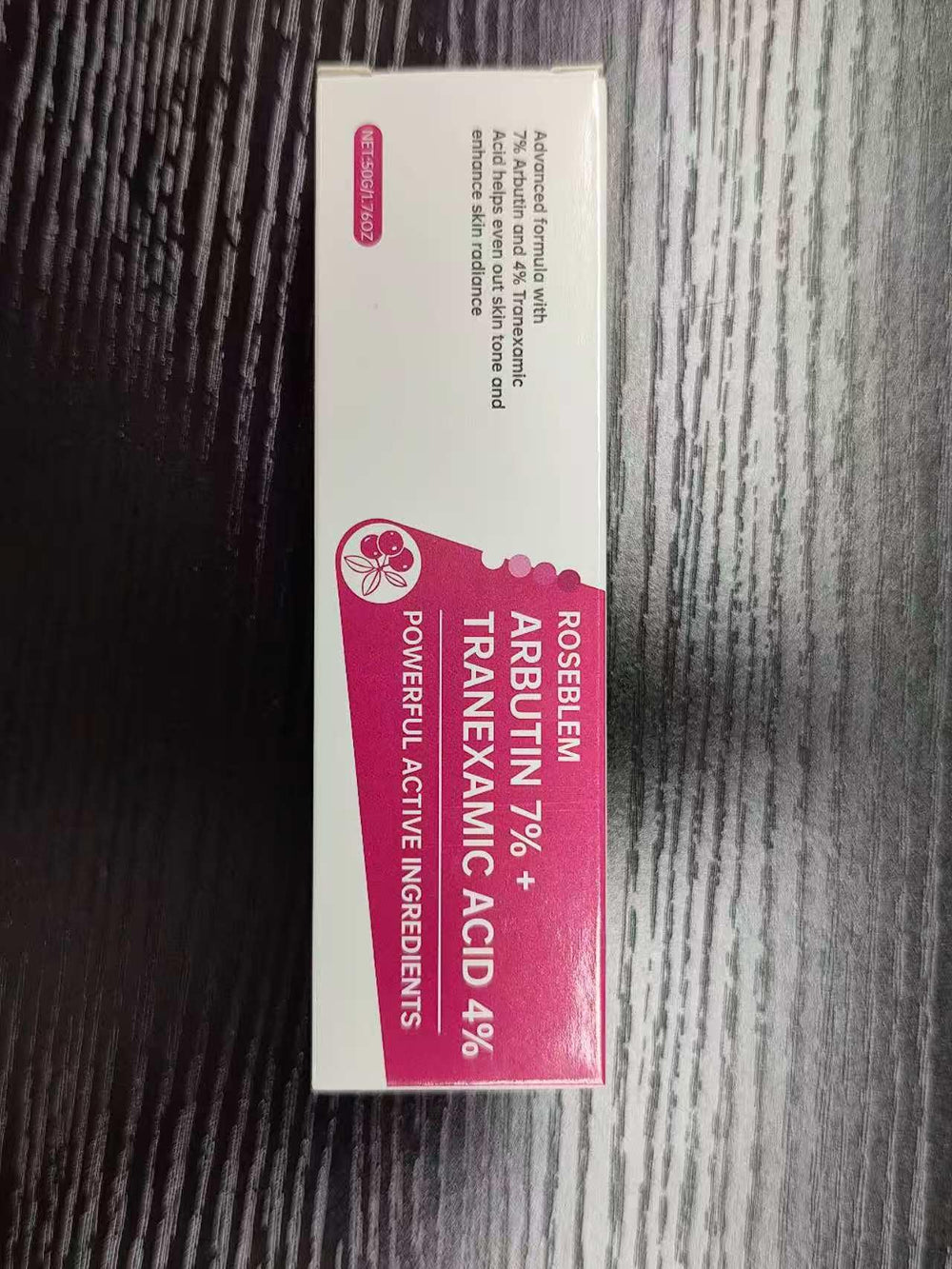 Roseblem non irritant formula is suitable for daily facial use.