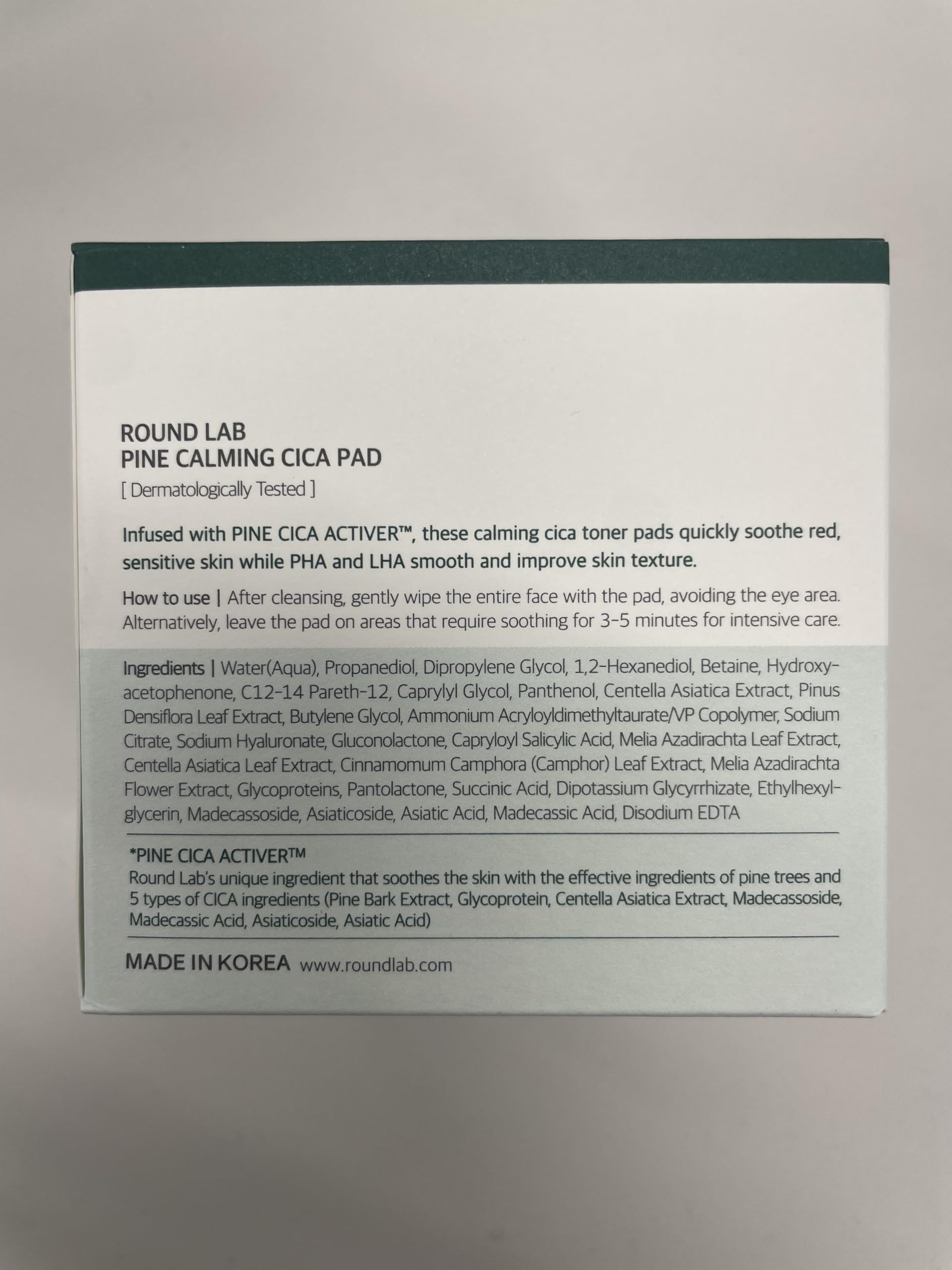 ROUND LAB Pine Calming Cica Pad packaging enables easy on-the-go use.